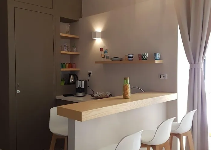  La Banchina Holiday Rooms