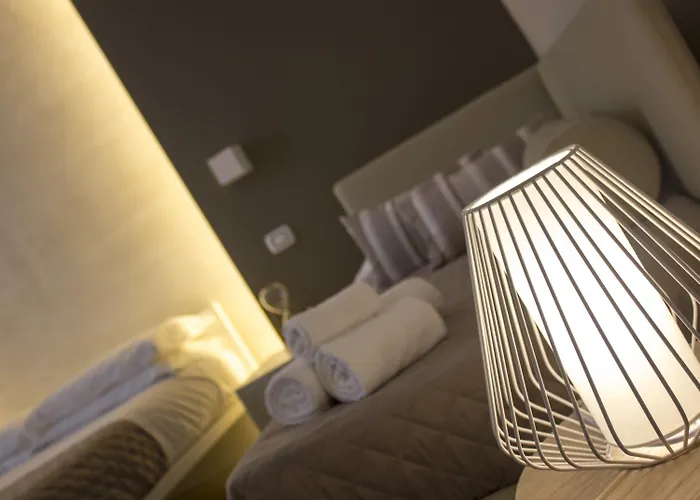  La Banchina Holiday Rooms